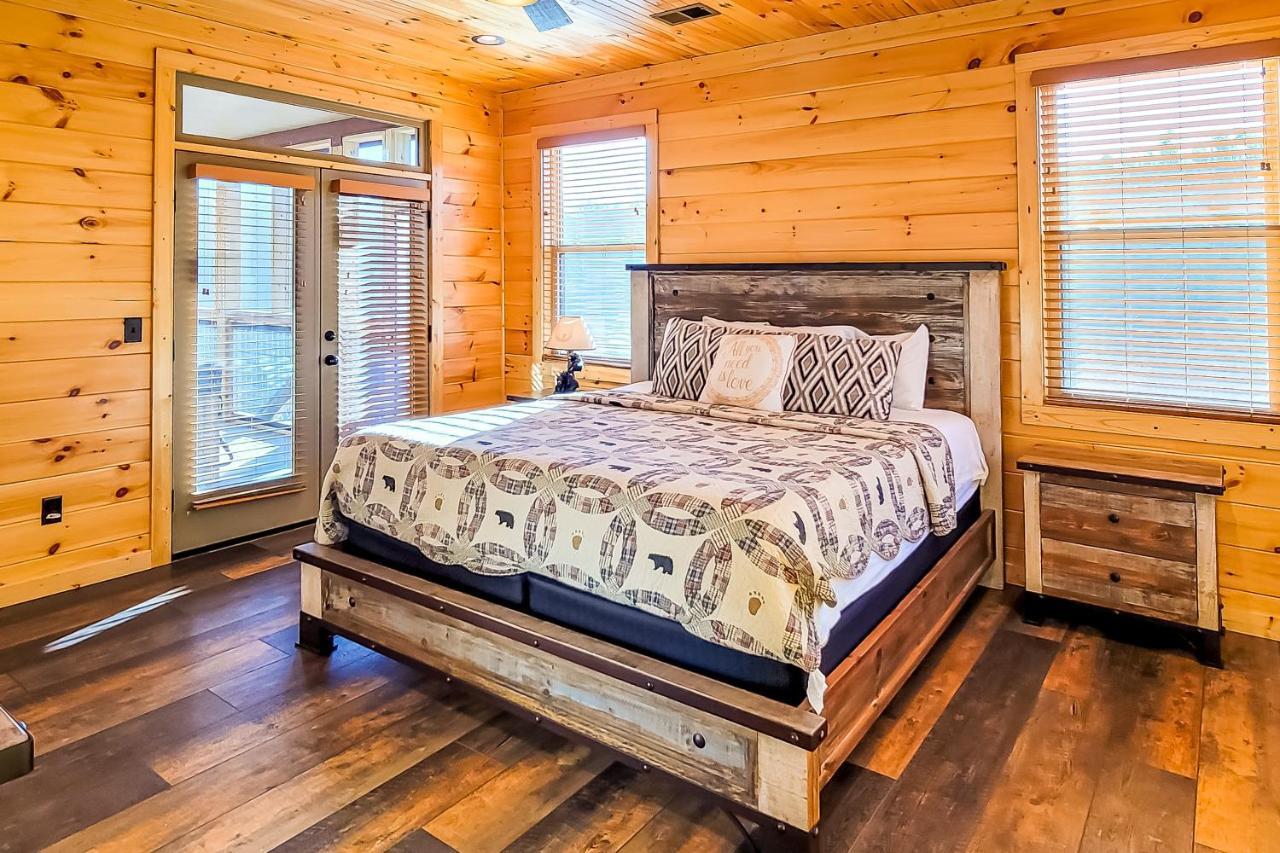 3 Lazy Bears Chalet Gatlinburg Dış mekan fotoğraf