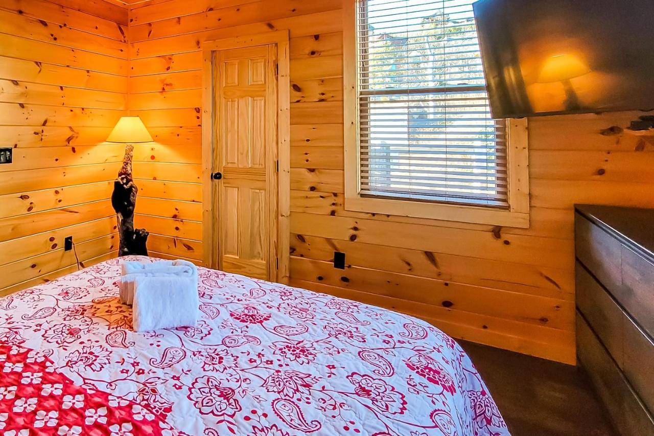 3 Lazy Bears Chalet Villa Gatlinburg Dış mekan fotoğraf