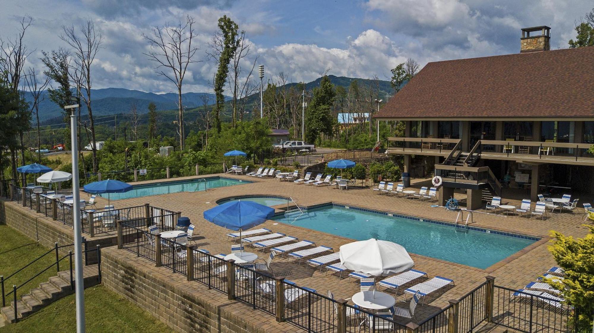 3 Lazy Bears Chalet Gatlinburg Dış mekan fotoğraf