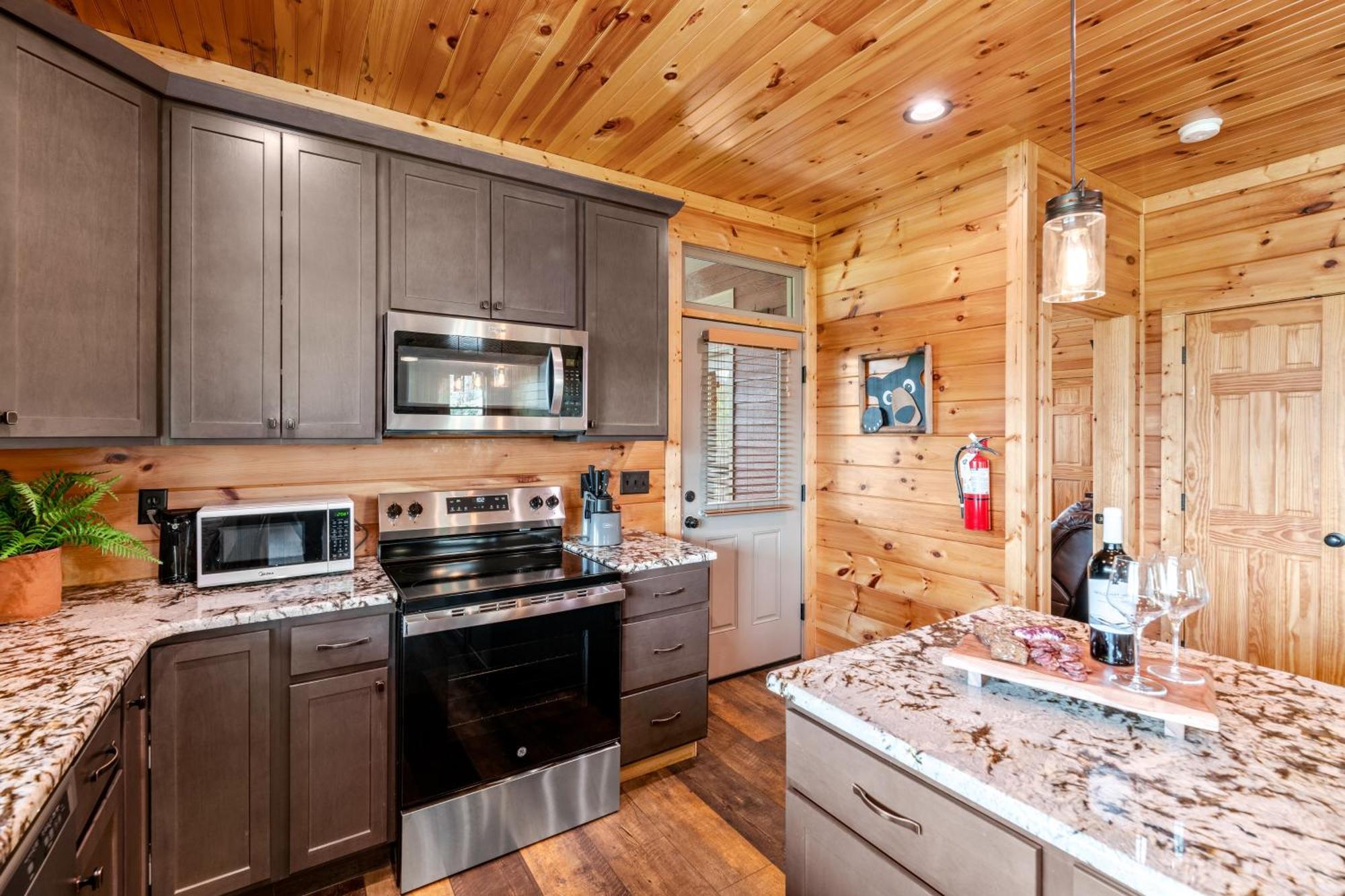 3 Lazy Bears Chalet Gatlinburg Dış mekan fotoğraf