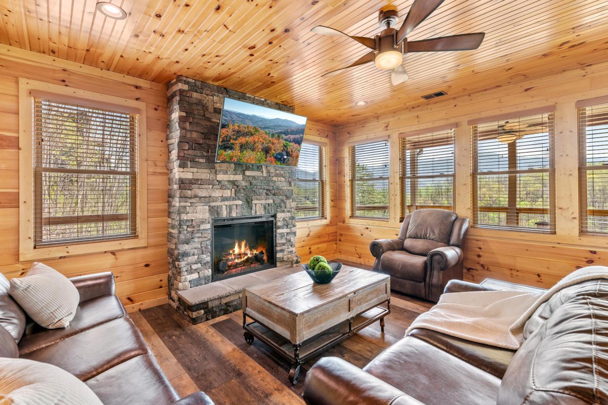 3 Lazy Bears Chalet Gatlinburg Dış mekan fotoğraf